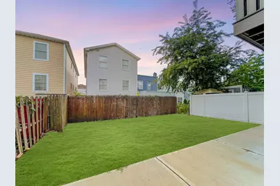 285 Lembeck Ave #L, Jersey City, NJ 07305 - Photo 42