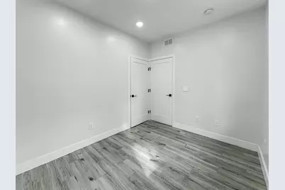 285 Lembeck Ave #R, Jersey City, NJ 07305 - Photo 10