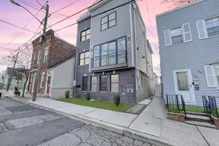 285 Lembeck Ave, Jersey City, NJ 07305 - Photo 26