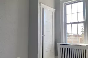 70 Poplar St, Jersey City, NJ 07307 - Photo 12