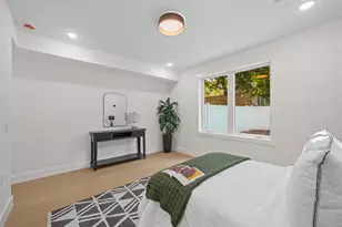 249 5 Halladay St, Jersey City, NJ 07304 - Photo 16