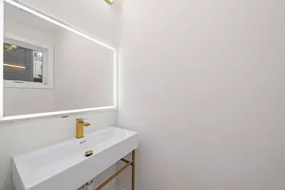 249.5 Halladay St #1, Jersey City, NJ 07304 - Photo 12