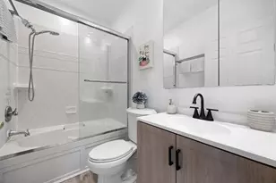 372 Kingston Ct, West New York, NJ 07093 - Photo 16