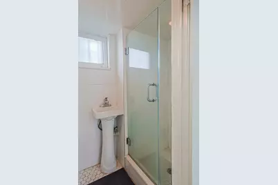 711 74th St, North Bergen, NJ 07047 - Photo 28