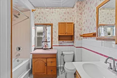 10 Bryant Ave, Jersey City, NJ 07306 - Photo 8