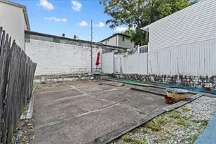 10 Bryant Ave, Jersey City, NJ 07306 - Photo 28