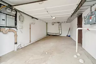 36 Briarwood Dr, Jersey City, NJ 07305 - Photo 18