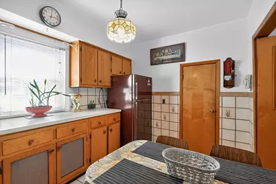 1018 Summit Ave, Jersey City, NJ 07307 - Photo 12
