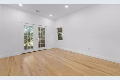 330 Forrest St, Jersey City, NJ 07304 - Photo 14