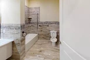 680 Grand St, Jersey City, NJ 07304 - Photo 4