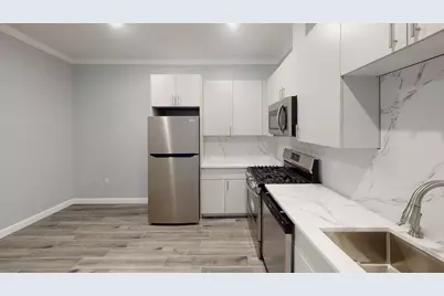 680 Grand St #410, Jersey City, NJ 07304 - Photo 2