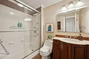 205 Shearwater Ct W, Jersey City, NJ 07305 - Photo 8