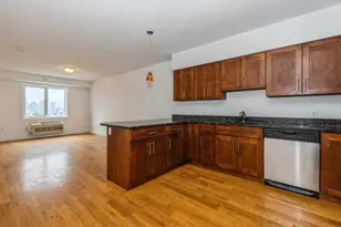 125 43rd St, Union City, NJ 07087 - Photo 1