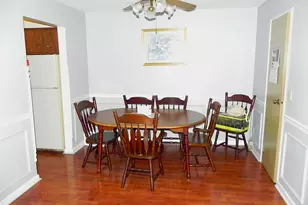 466 B Liberty St, Little Ferry, NJ 07643 - Photo 2