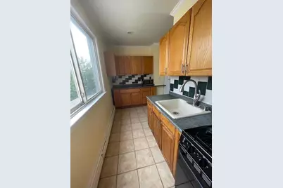 14 Meadow St, Bayonne, NJ 07002 - Photo 36