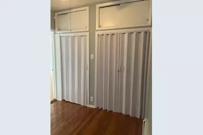 14 Meadow St, Bayonne, NJ 07002 - Photo 18