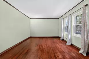 136 Clarke Ave, Jersey City, NJ 07304 - Photo 4