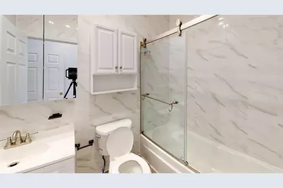 366 Armstrong Ave #1, Jersey City, NJ 07305 - Photo 4
