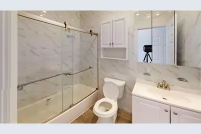 366 Armstrong Ave #1, Jersey City, NJ 07305 - Photo 20