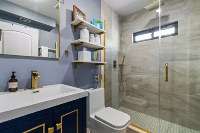 41 Beacon Ave #2, Jersey City, NJ 07306 - Photo 16