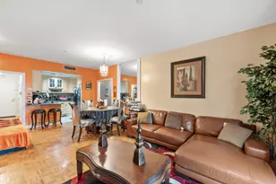 208 Shearwater Ct W, Jersey City, NJ 07305 - Photo 4