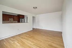 210 Woodcliff Ave, North Bergen, NJ 07047 - Photo 4