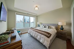 250 Henley Pl, Weehawken, NJ 07086 - Photo 4