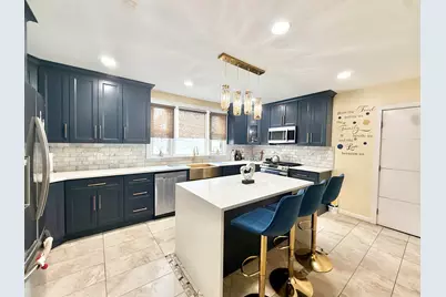 69 Humphrey Ave, Bayonne, NJ 07002 - Photo 12