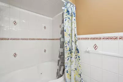 83 Oakland Ave, Jersey City, NJ 07306 - Photo 26