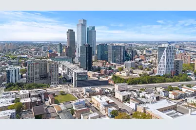 83 Oakland Ave, Jersey City, NJ 07306 - Photo 1