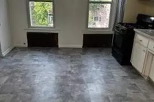 28 Lincoln St, Jersey City, NJ 07307 - Photo 4