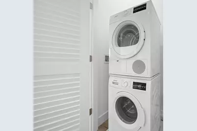 17 Avenue E #201, Bayonne, NJ 07002 - Photo 10