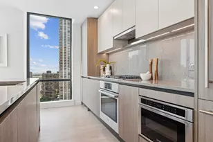 155 Bay St, Jersey City, NJ 07302 - Photo 2