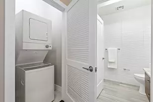 313 Pine St, Jersey City, NJ 07304 - Photo 16