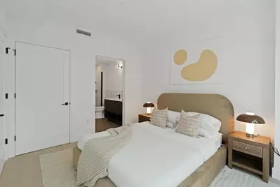 139 Christopher Columbus Dr #604, Jersey City, NJ 07302 - Photo 8