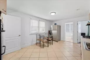 301 Ege Ave, Jersey City, NJ 07304 - Photo 10