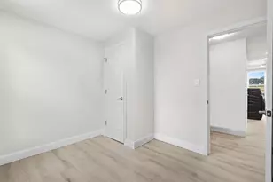 173 Van Horne St, Jersey City, NJ 07304 - Photo 8