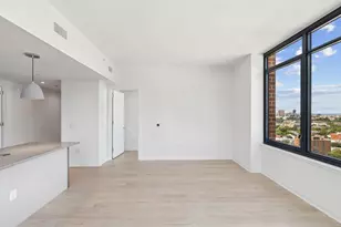 155 Bay St, Jersey City, NJ 07302 - Photo 12