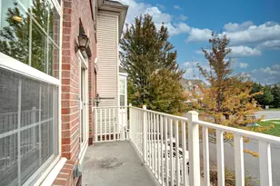3 Atlas Ct, Jersey City, NJ 07305 - Photo 8