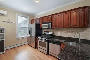 349 York St, Jersey City, NJ 07302 - Photo 4