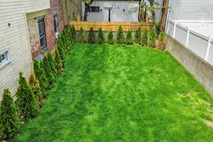 161 New York Ave, Jersey City, NJ 07307 - Photo 12