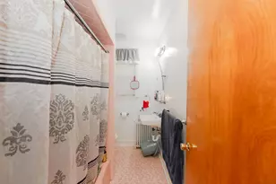 176 Avenue B, Bayonne, NJ 07002 - Photo 22