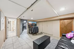 87 Sherman Pl, Jersey City, NJ 07307 - Photo 22