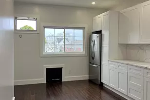 34 Garretson Ave, Bayonne, NJ 07002 - Photo 4