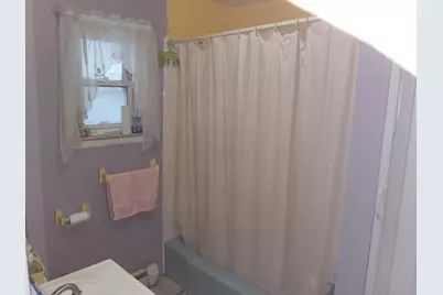 76 Greenville Ave, Jersey City, NJ 07305 - Photo 4