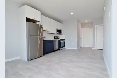82-84 East 31st St #202, Bayonne, NJ 07002 - Photo 6