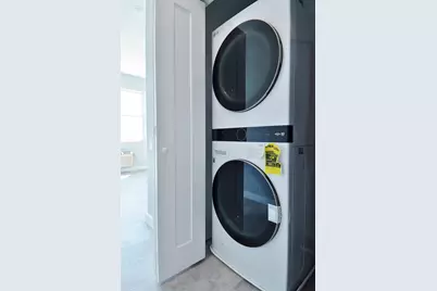 82-84 East 31st St #203, Bayonne, NJ 07002 - Photo 14