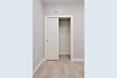 82-84 East 31st St #203, Bayonne, NJ 07002 - Photo 10