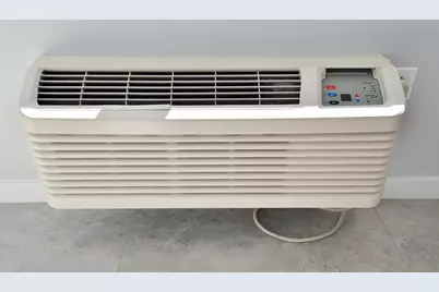 82-84 East 31st St #204, Bayonne, NJ 07002 - Photo 12