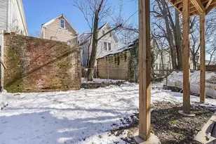 36 Dwight St, Jersey City, NJ 07305 - Photo 8